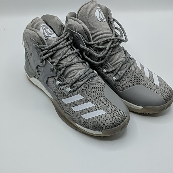 d rose 7 grey